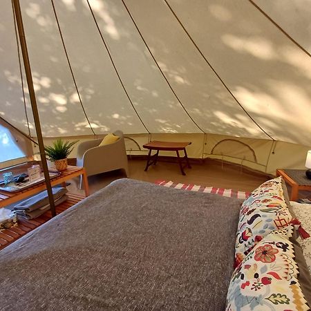 Camping Etang Du Camp Senergues Exterior photo