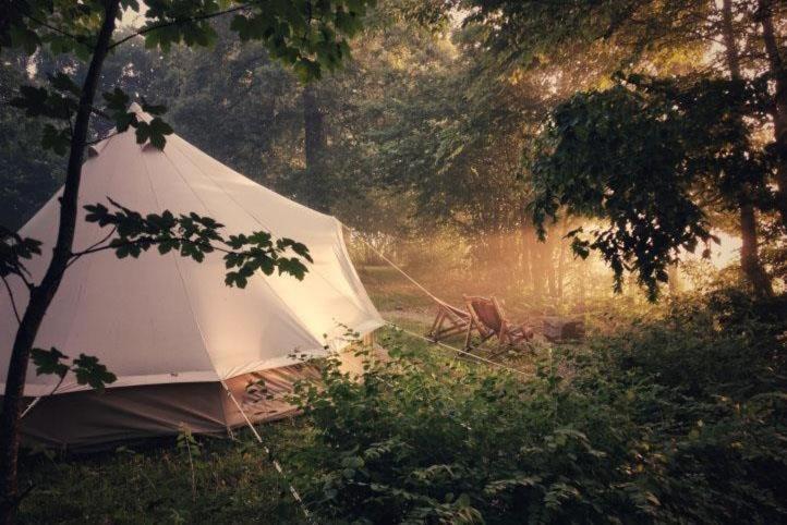 Camping Etang Du Camp Senergues Exterior photo